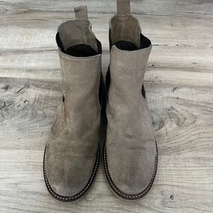 Sundance Side Pull on Short Boots